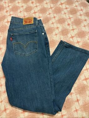 Levi’s 524 Skinny